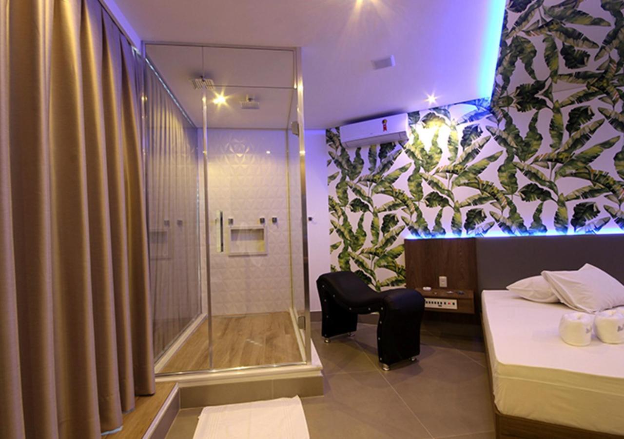 Motel Black Horse Котиа Екстериор снимка